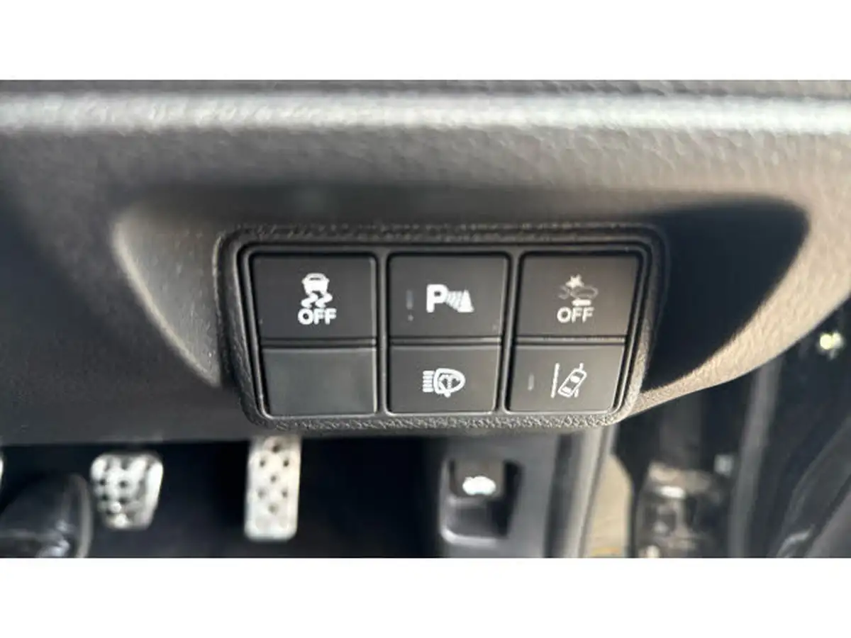 2018-honda-civic-15-vtec-turbo-prestige-ss-big-26