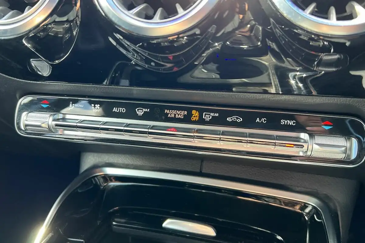 2022-mercedes-benz-a-class-20-a35-amg-premium-edition-hatchback-5d-big-33
