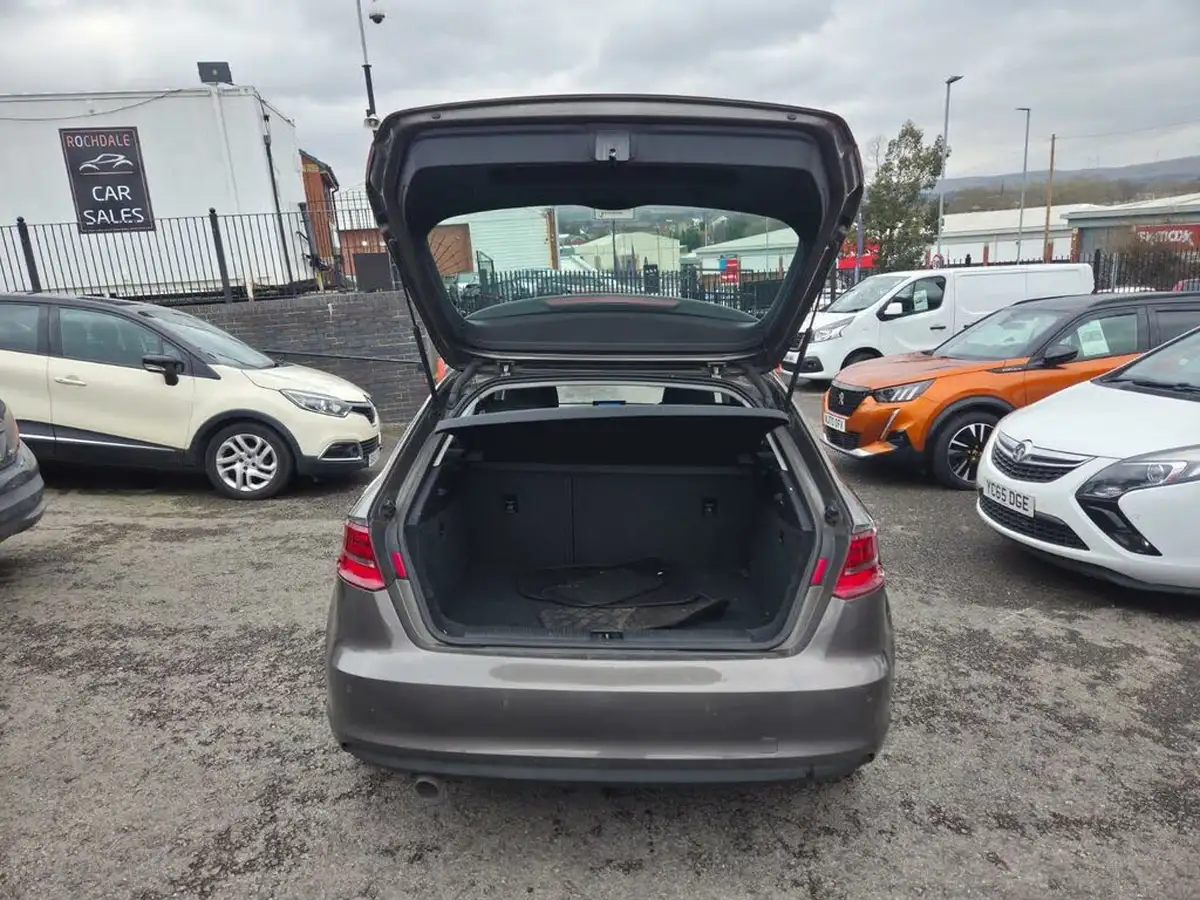 2015-audi-a3-16tdi-ultra-se-technik-sportback-5d-big-8