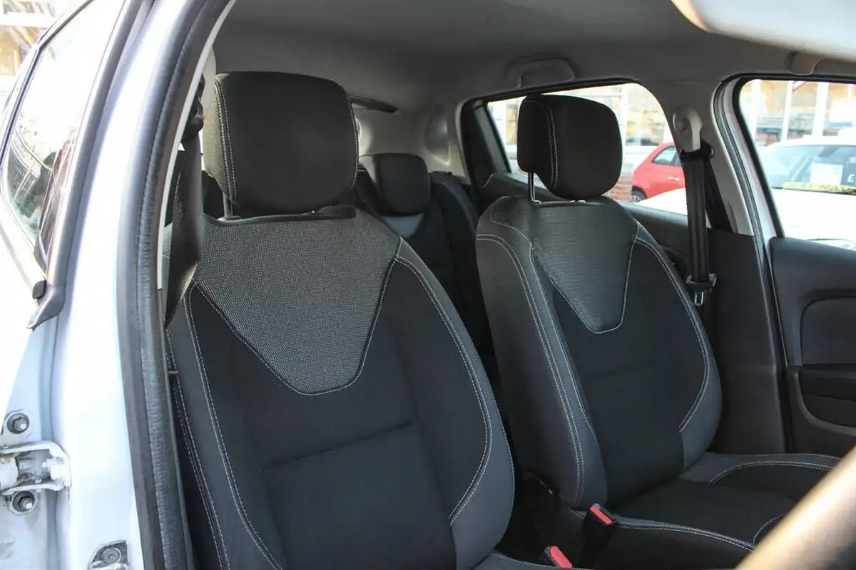 2017-renault-clio-15dci-dynamique-nav-big-15