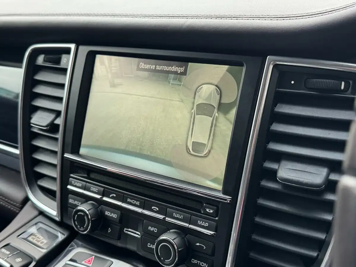 2010-porsche-panamera-48-4s-big-44