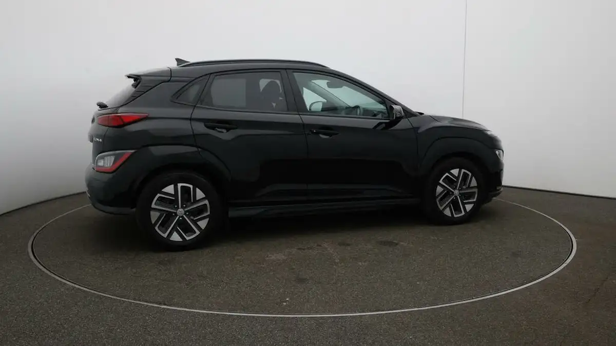 2022-hyundai-kona-e-ultimate-big-47
