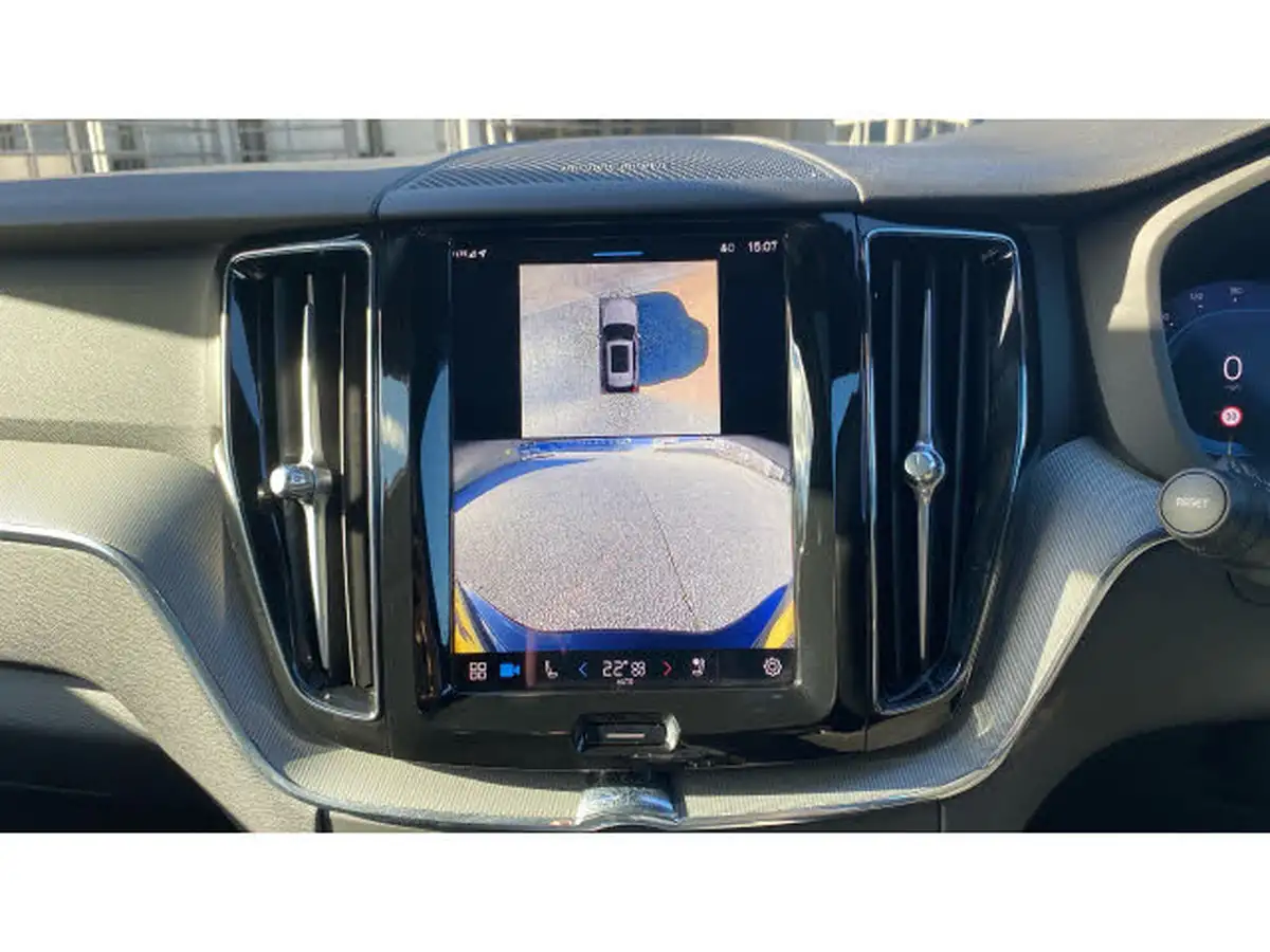 2024-volvo-xc60-20-t6-plus-black-edition-big-28
