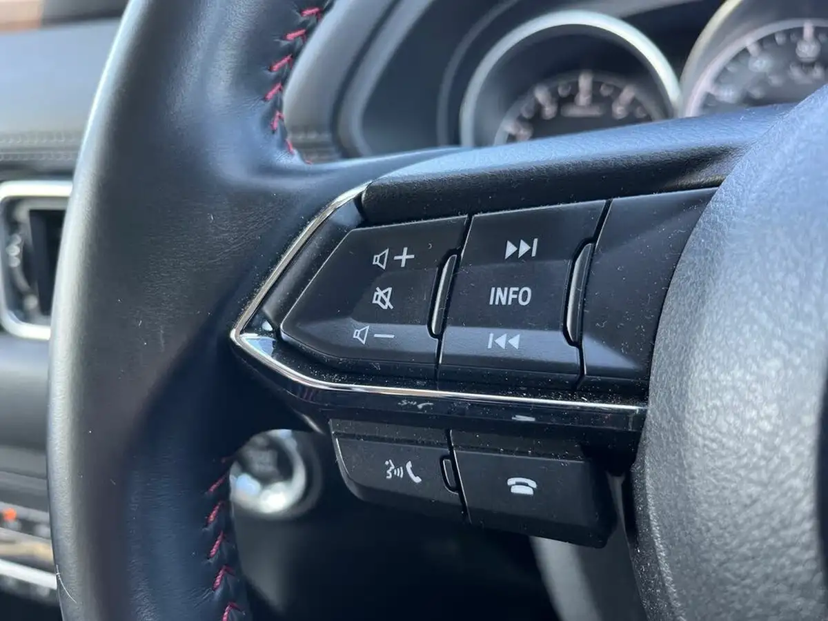2021-mazda-cx-5-20-kuro-edition-big-18