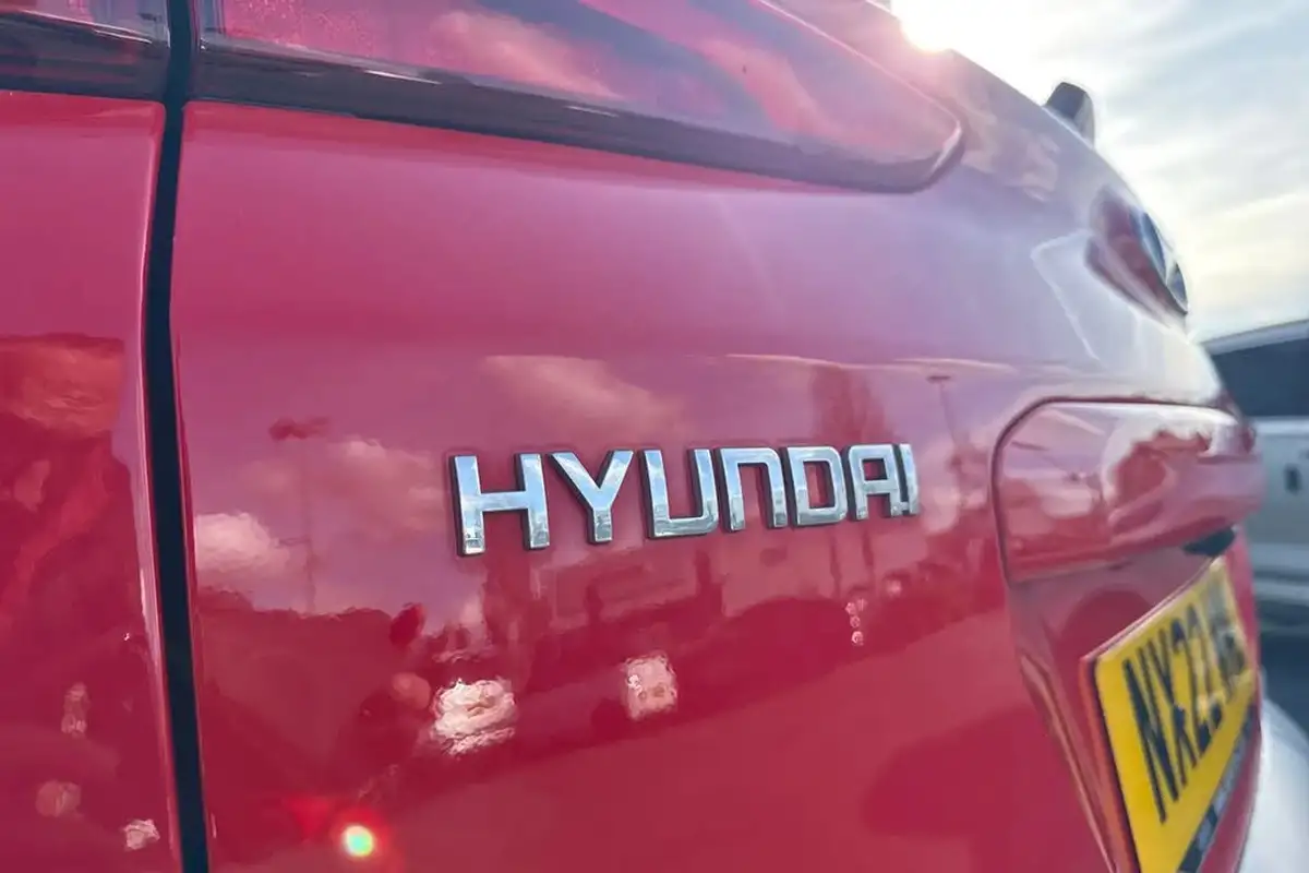 2022-hyundai-kona-16-gdi-premium-big-44