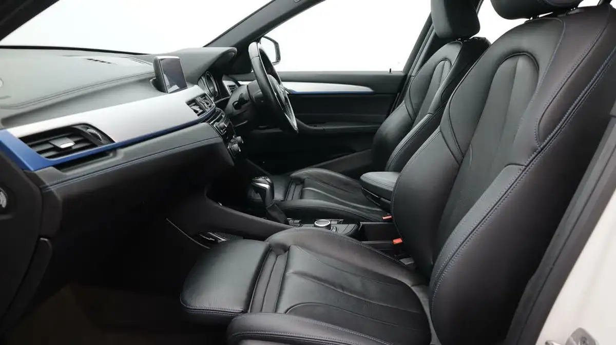 2020-bmw-x1-15-xdrive-25e-phev-m-sport-big-14