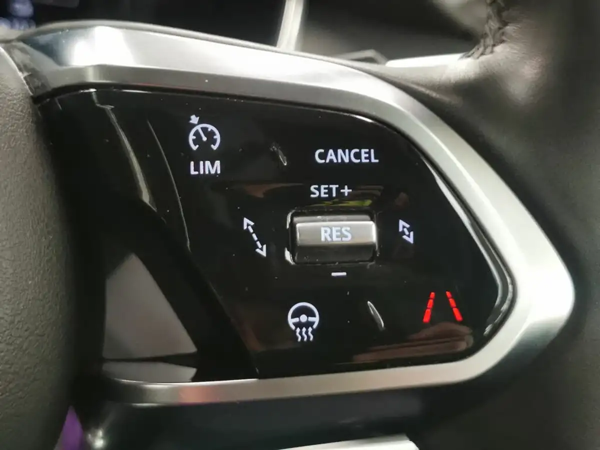 2019-jaguar-i-pace-ev400-hse-big-22