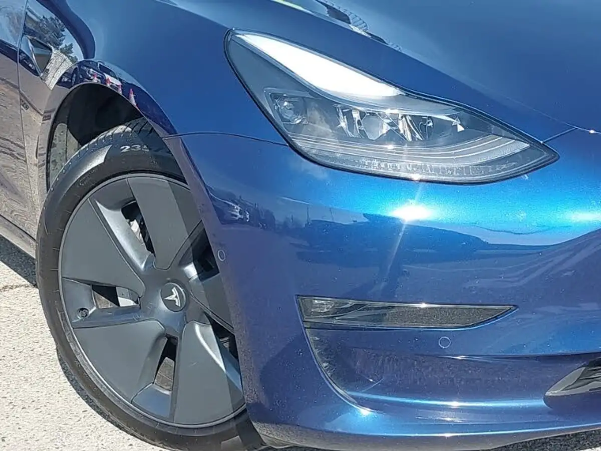 2021-tesla-model-3-e-long-range-awd-big-8