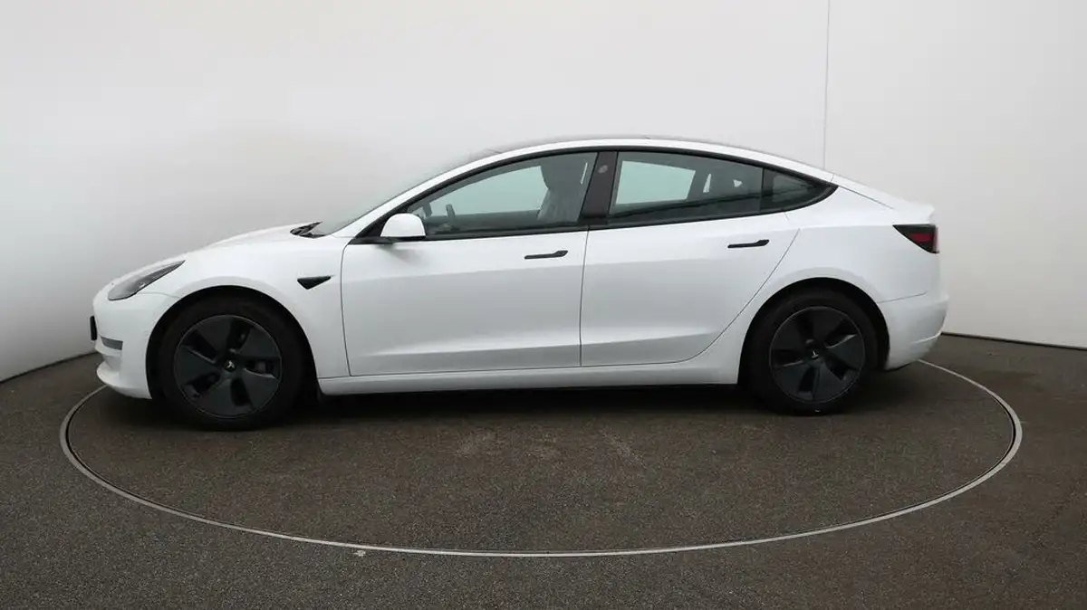 2021-tesla-model-3-e-long-range-awd-big-4