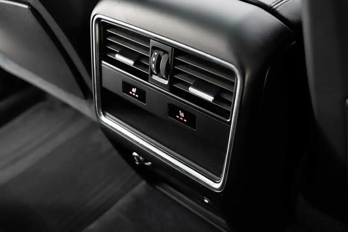 2019-porsche-cayenne-40-v8-turbo-coupe-big-9