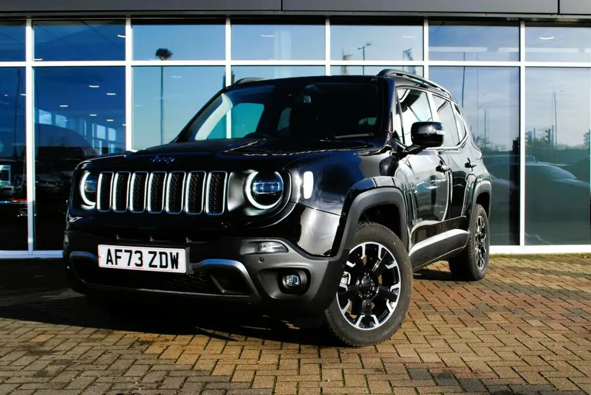 2023-jeep-renegade-13-gse-upland-big-4