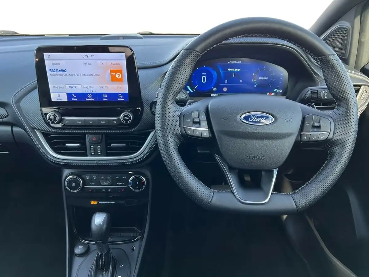 2022-ford-puma-suv-10-st-line-vignale-155ps-big-15