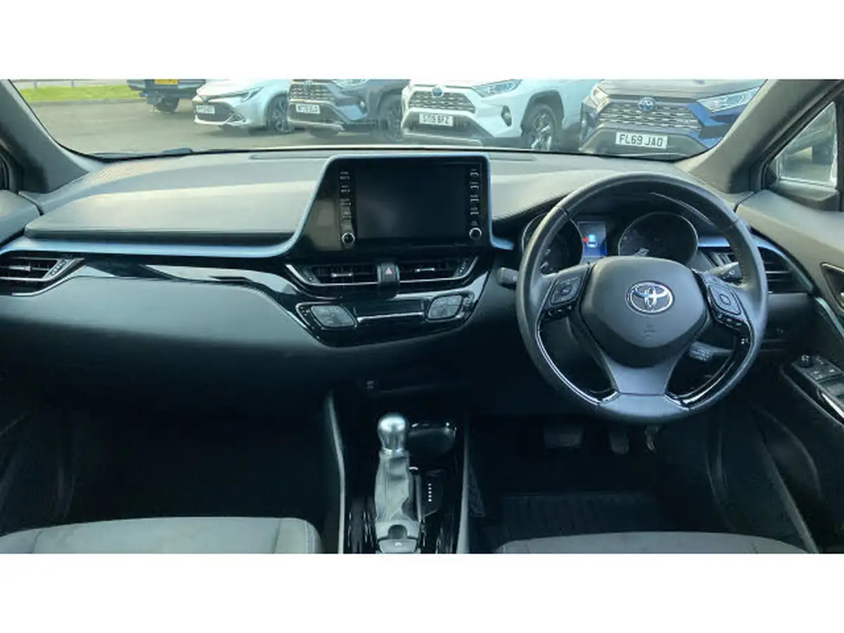 2021-toyota-c-hr-18-vvt-i-design-big-4