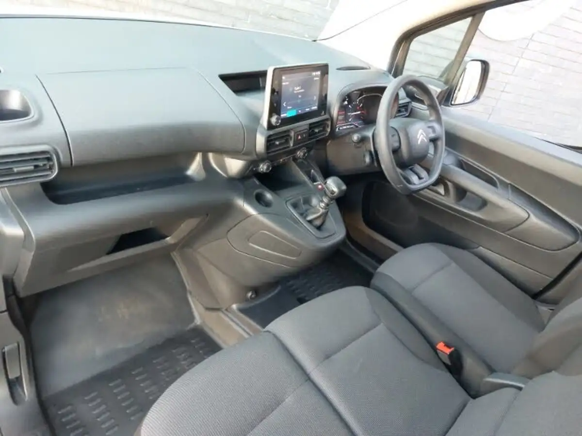 2023-citroen-berlingo-15-bluehdi-1000-enterprise-edition-100pseu6d-big-4