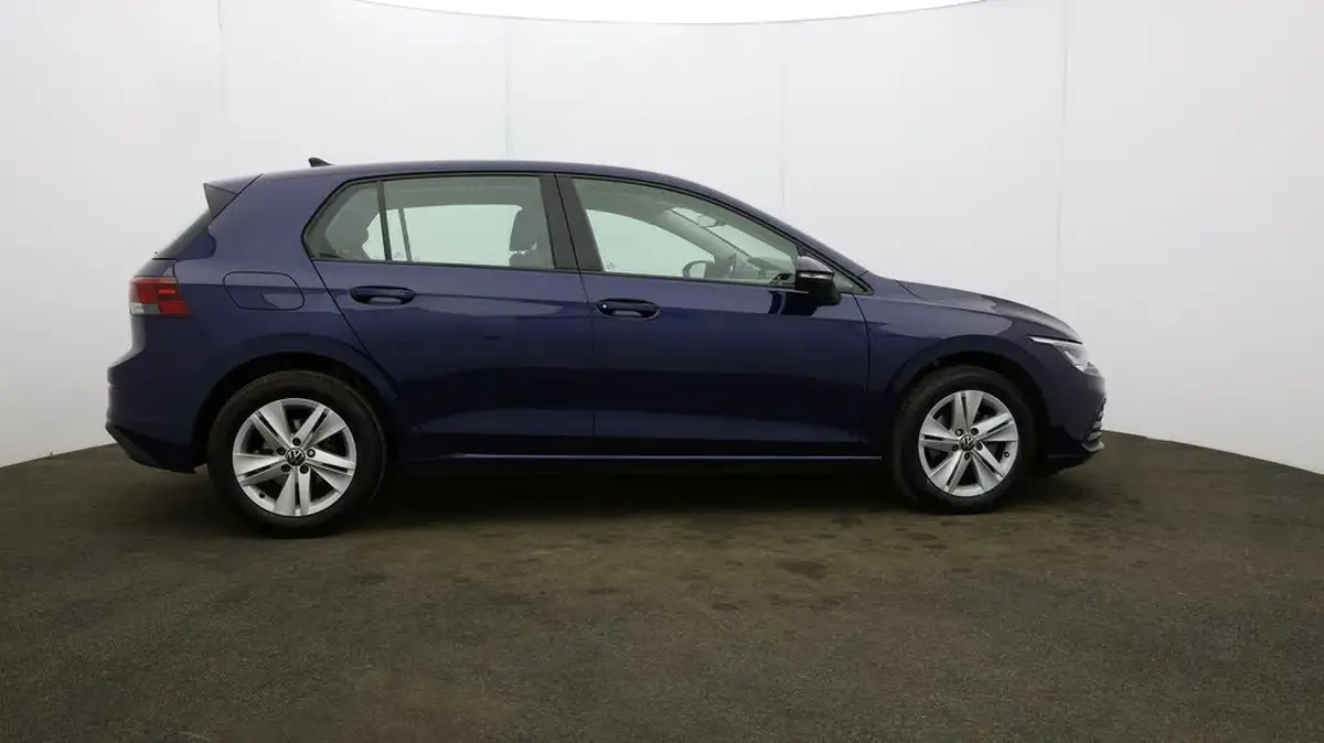 2022-volkswagen-golf-15-tsi-life-130ps-hatchback-big-51