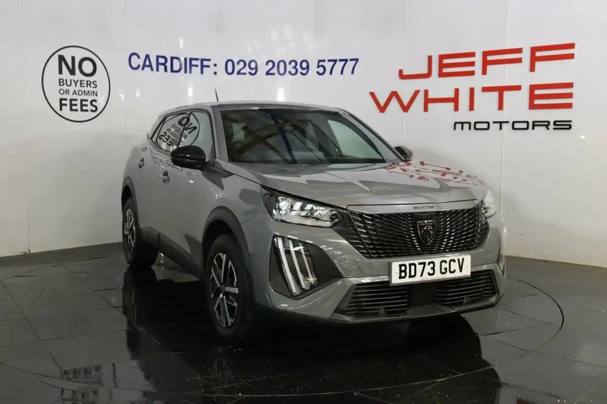 2023-peugeot-2008-suv-12-puretech-active-big-0