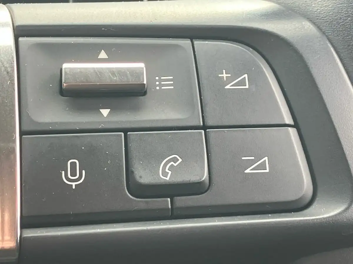 2023-citroen-c5-x-12-puretech-shine-plus-big-45