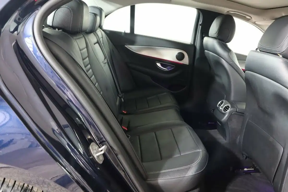 2018-mercedes-benz-e-class-20d-e220d-se-premiumss-saloon-4d-big-42