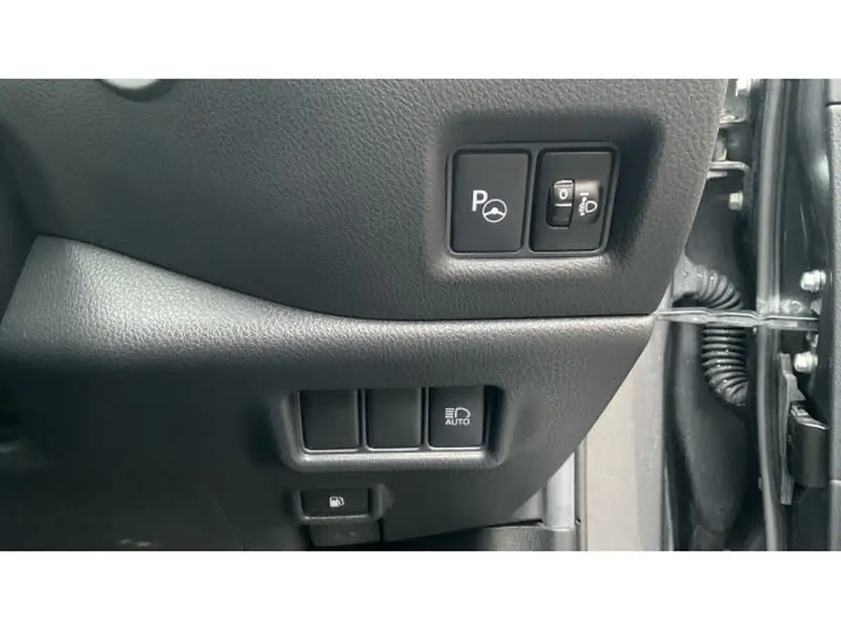2019-toyota-c-hr-18-vvt-i-excel-big-29
