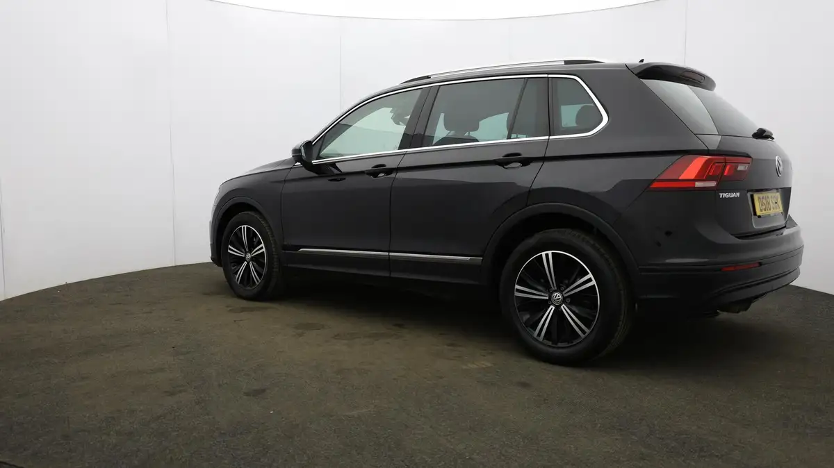 2018-volkswagen-tiguan-20tdi-se-navigation-150ps-ss-dsg-big-61
