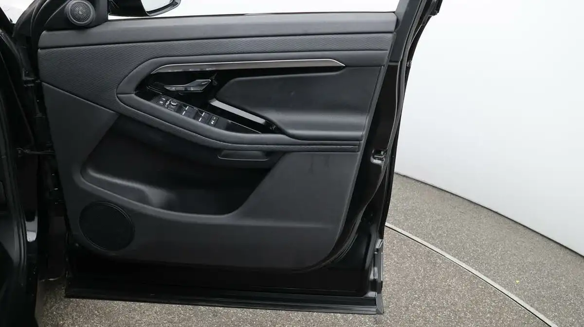 2021-land-rover-range-rover-evoque-15-p300e-r-dynamic-s-big-15