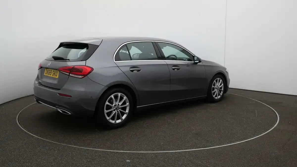 2019-mercedes-benz-a-class-15d-a180d-sport-executive-hatchback-5d-7g-dct-big-44