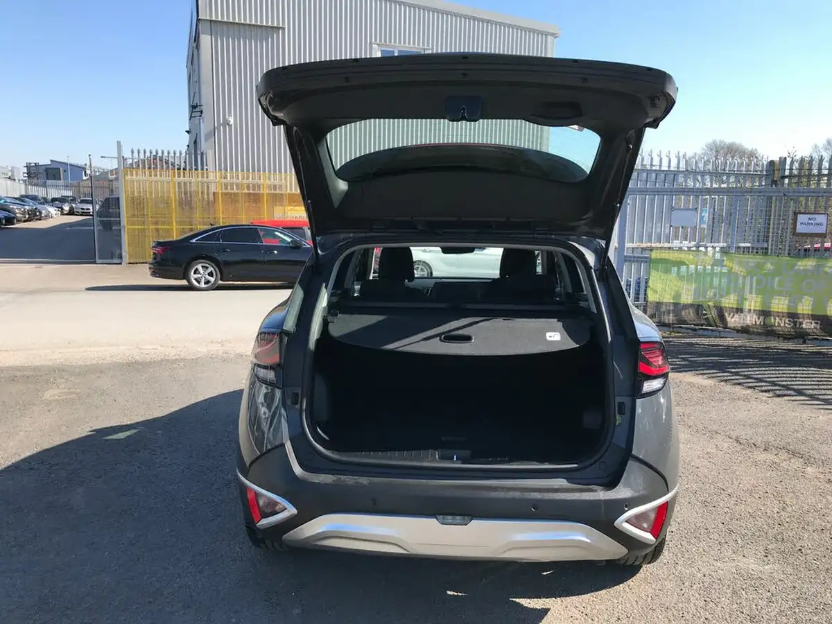 2023-kia-sportage-16-t-gdi-2-148bhp-big-13