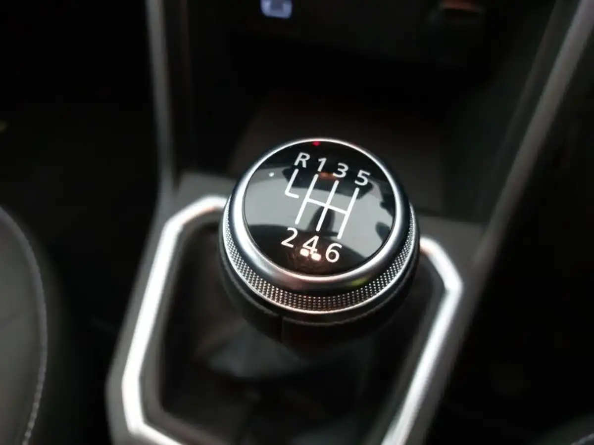 2022-dacia-sandero-stepway-10-tce-prestige-90bhp-big-18