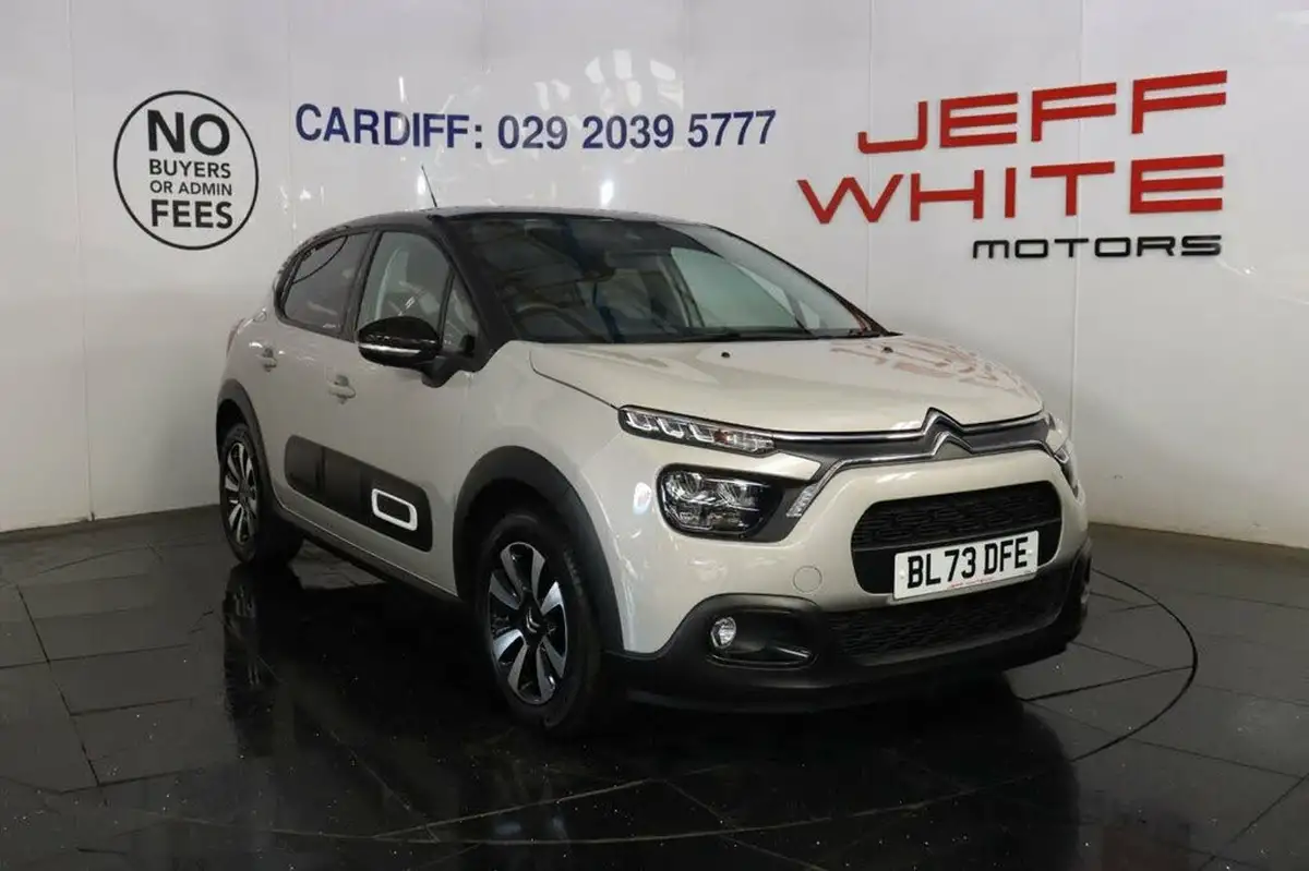 2023-citroen-c3-12-puretech-plus-110ps-eat6-big-0