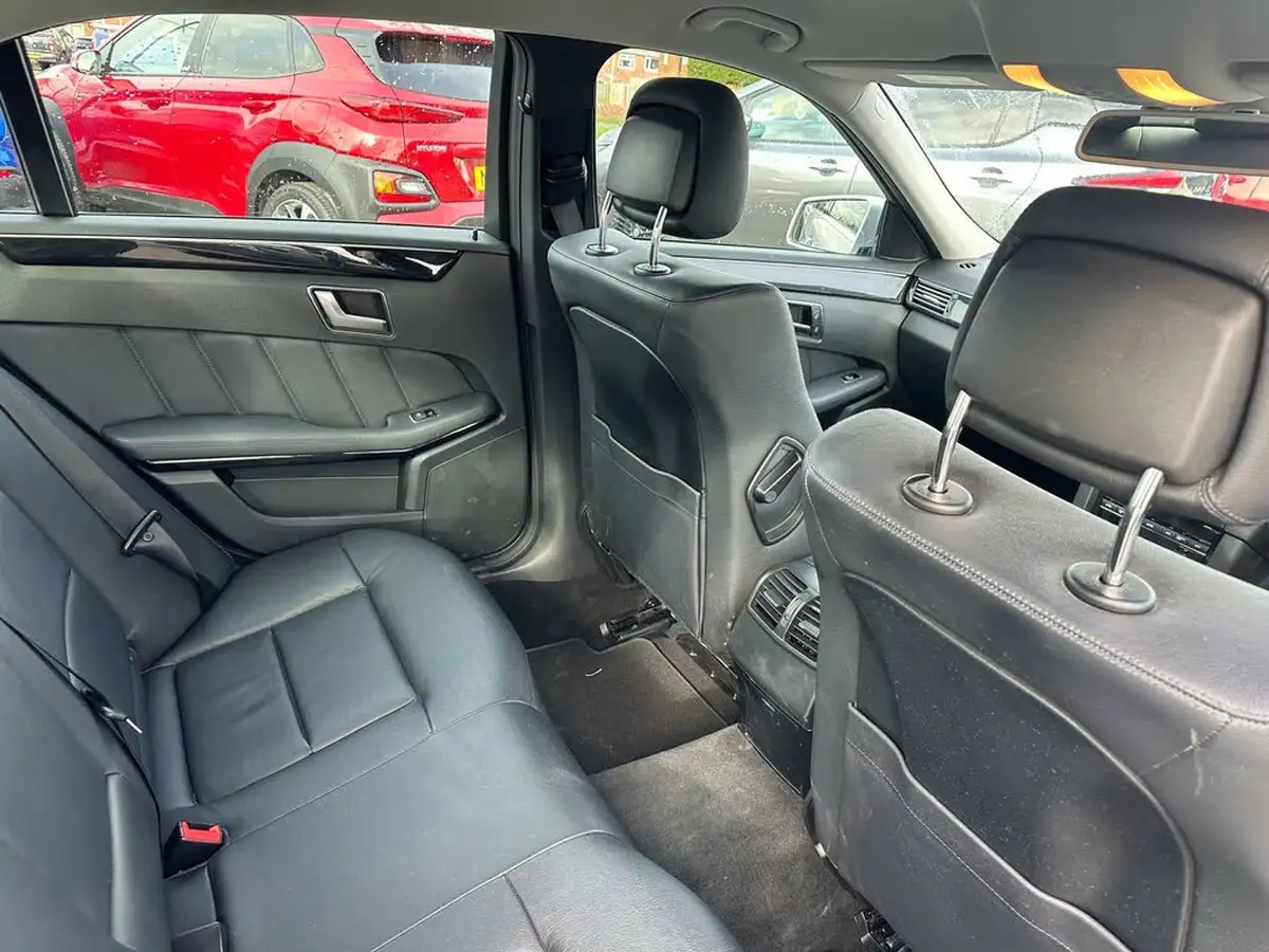 2012-mercedes-benz-e-class-30td-e350-avantgarde-auto-big-23