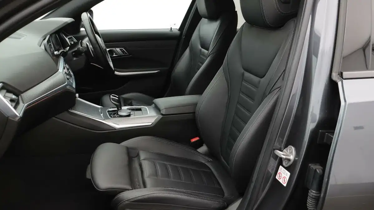 2021-bmw-3-series-20-320i-m-sport-saloon-4d-big-14