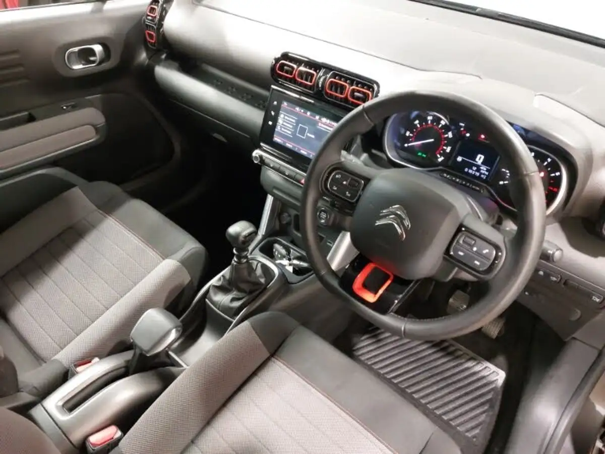 2020-citroen-c3-aircross-15bluehdi-flair-big-17