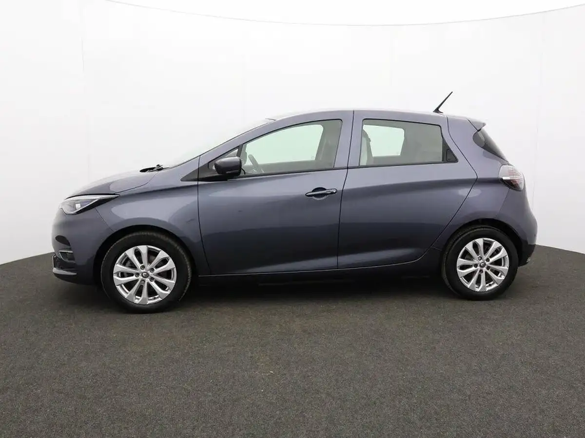 2021-renault-zoe-e-iconic-110ps-r110ev50-rapid-charge-big-7