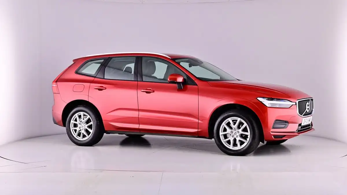 2021-volvo-xc60-20td-b4-momentum-big-71