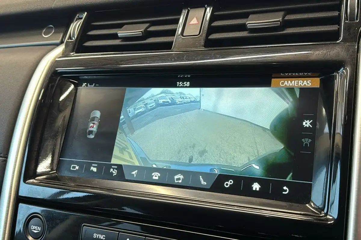 2020-land-rover-discovery-30td6-hse-big-22