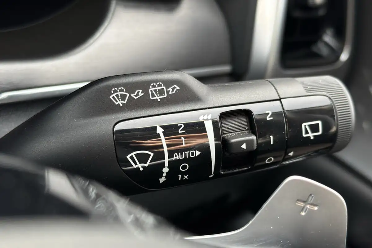 2022-kia-sorento-16-t-gdi-3-226bhp-hev-big-37