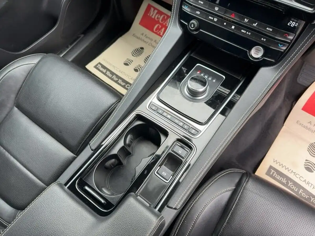 2018-jaguar-f-pace-20i-r-sport-250ps-awd-1997cc-big-44