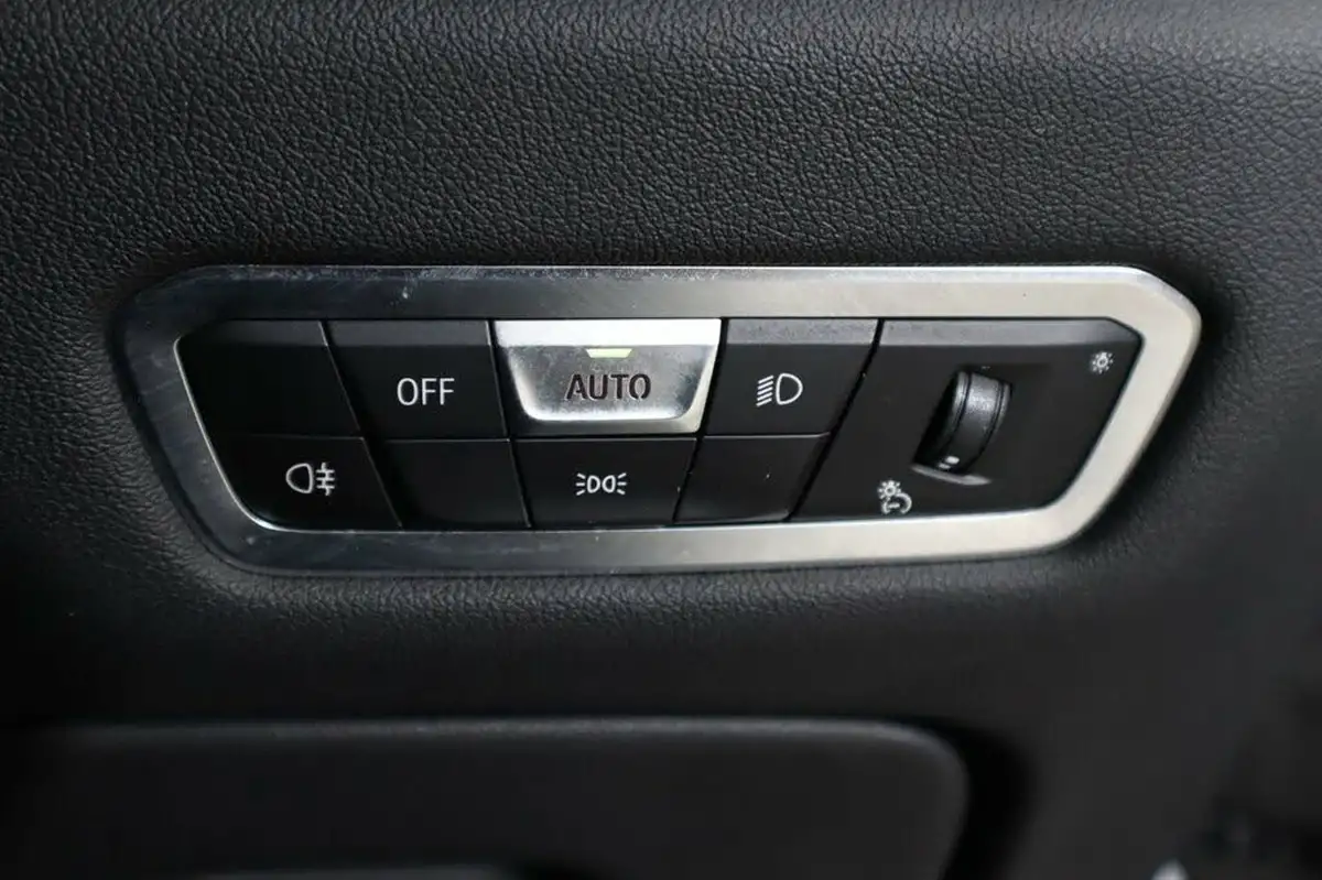 2021-bmw-x5-30-xdrive-45e-m-sport-big-29