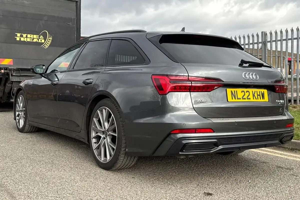 2021-audi-a6-avant-30-50-tdi-black-edition-big-29