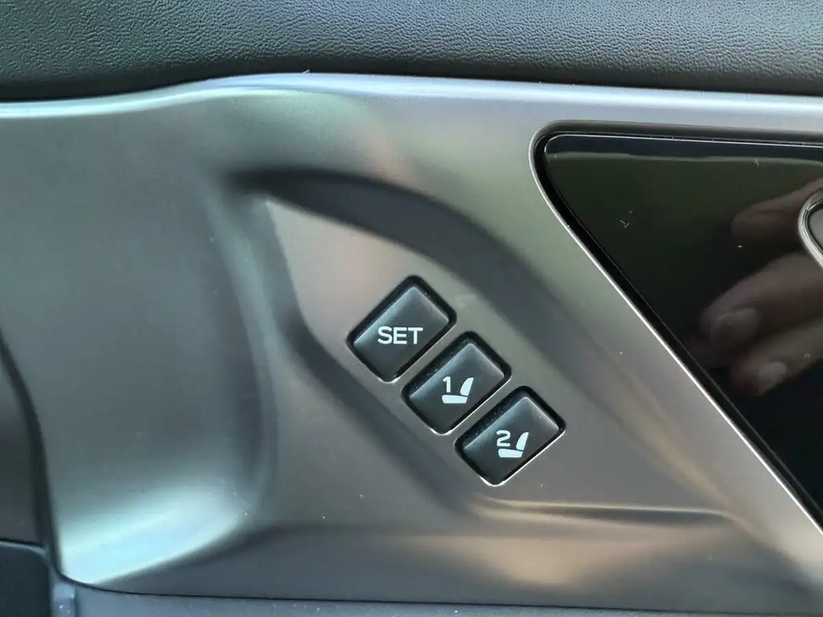 2023-subaru-outback-25i-touring-big-46