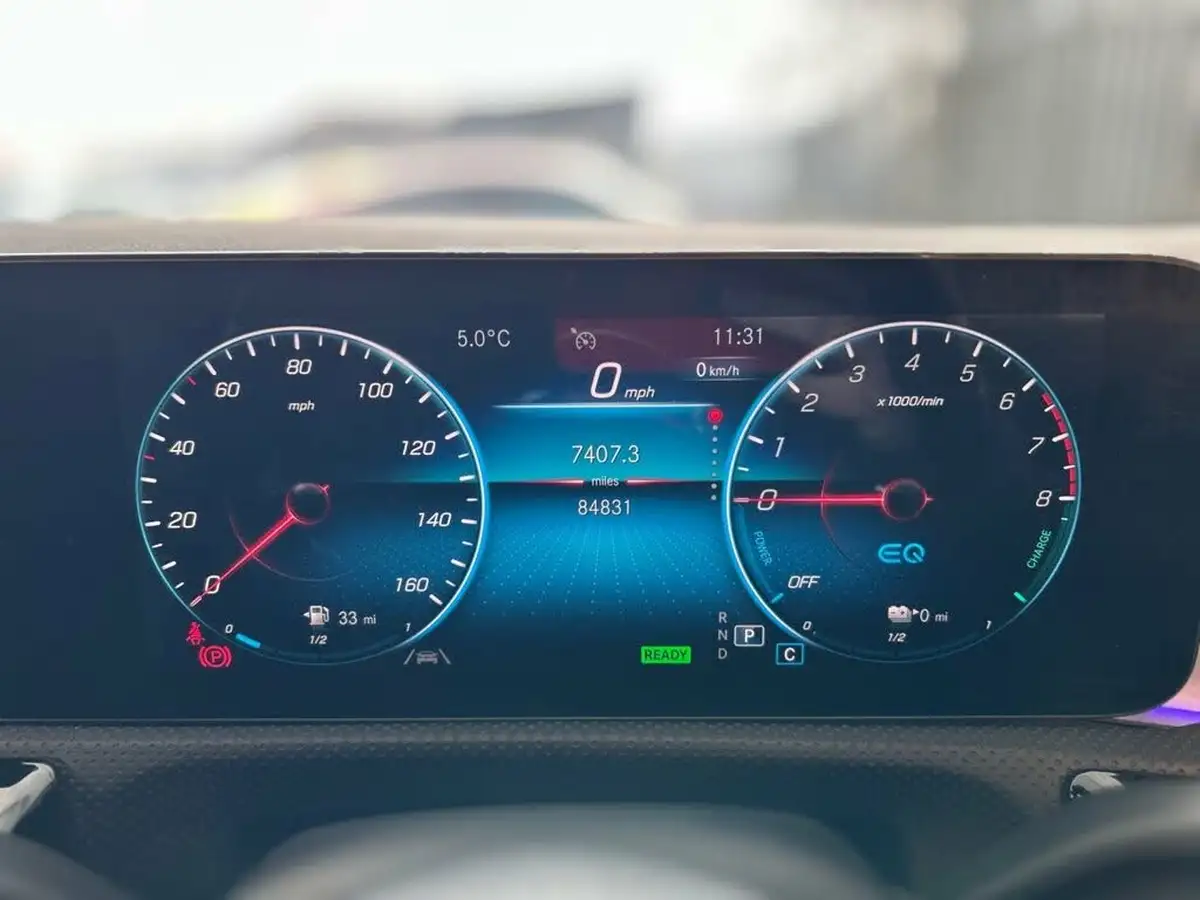 2020-mercedes-benz-cla-13-cla-250e-amg-line-premium-shooting-brake-5d-big-33