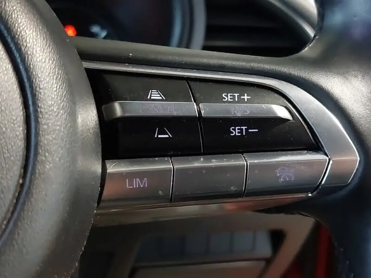 2019-mazda-mazda3-18td-se-l-big-15