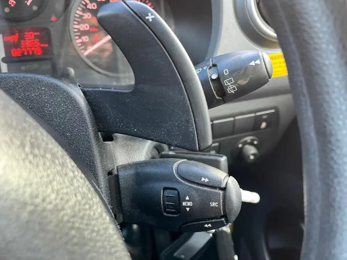 2017-citroen-berlingo-16bluehdi-multispace-feel-102ps-ss-etg6-big-21