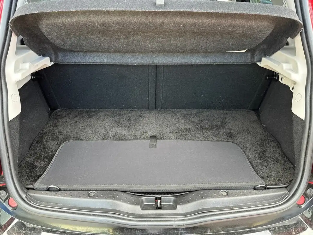 2022-smart-forfour-eq-premium-big-9
