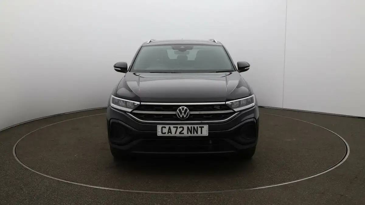 2022-volkswagen-t-roc-15-tsi-r-line-hatchback-5d-big-2
