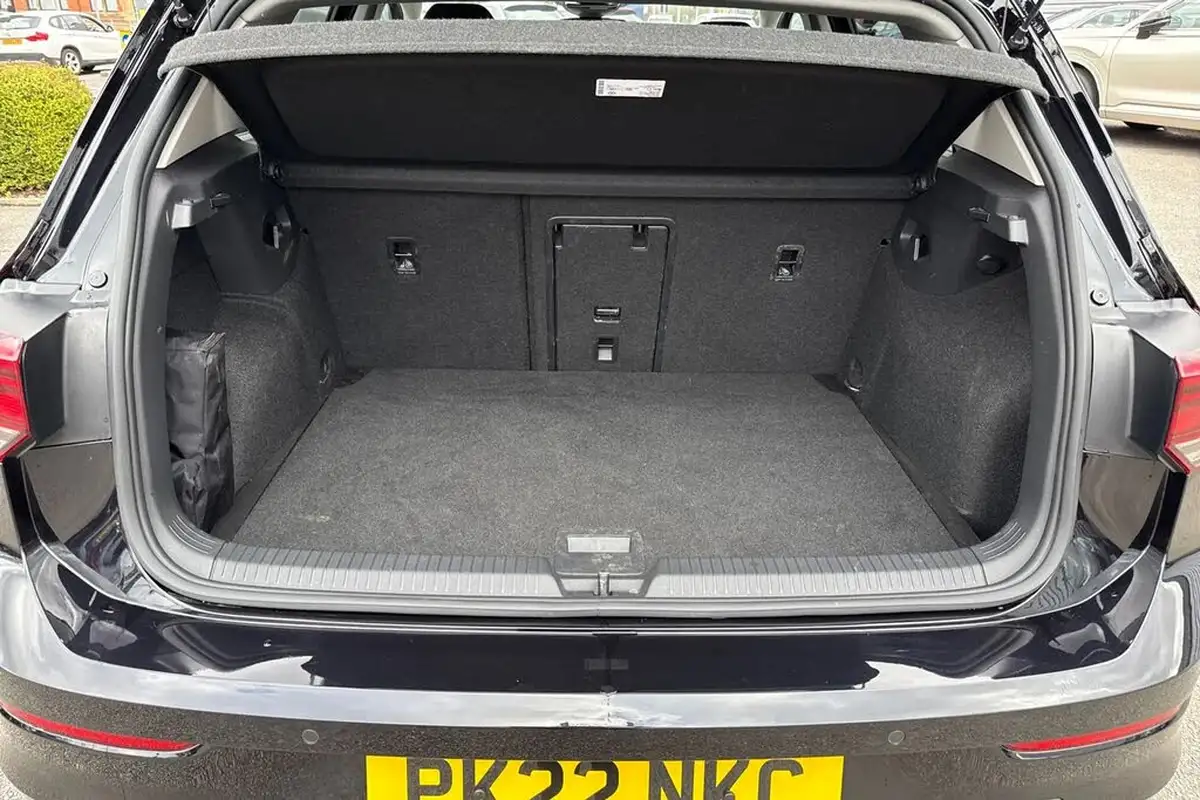 2022-volkswagen-golf-15-tsi-active-150ps-big-9