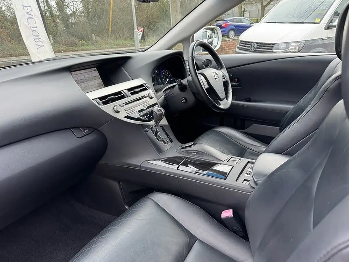 2010-lexus-rx-450h-35-se-i-big-2
