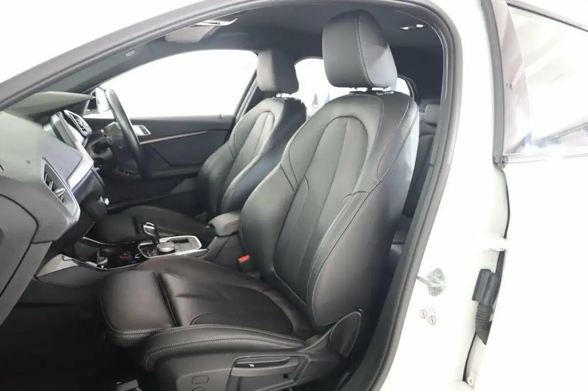 2021-bmw-1-series-15-118i-m-sport-lcp-dct-big-27