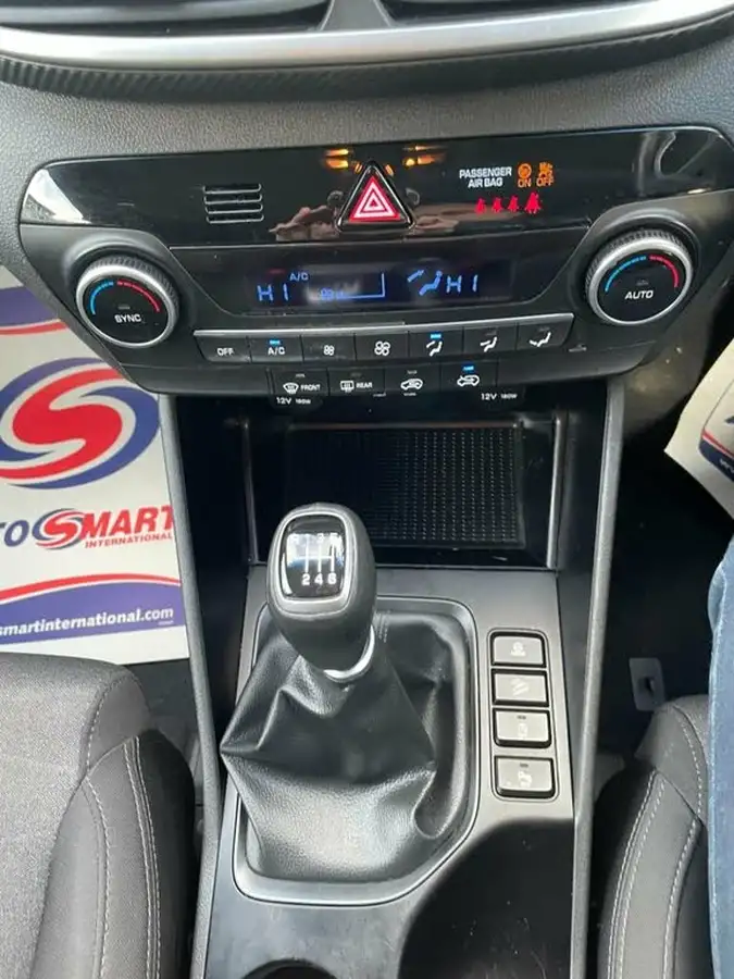 2019-hyundai-tucson-16-gdi-se-nav-big-7