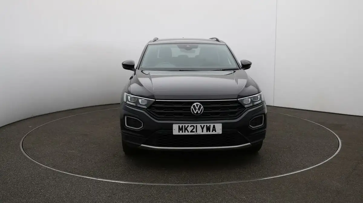 2021-volkswagen-t-roc-10-tsi-black-edition-110ps-big-38